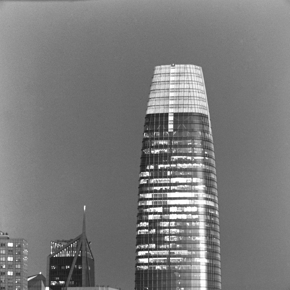 Bronica S2a Telephoto madness: the Komura 500mm f/7 (or with teleconverter, 1 meter f/14!)